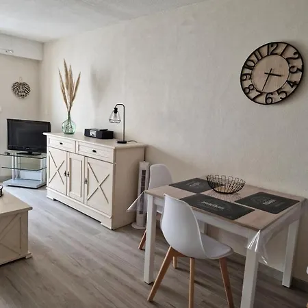 Petit Paradis A 100m De La Mer, Parking, Wifi *